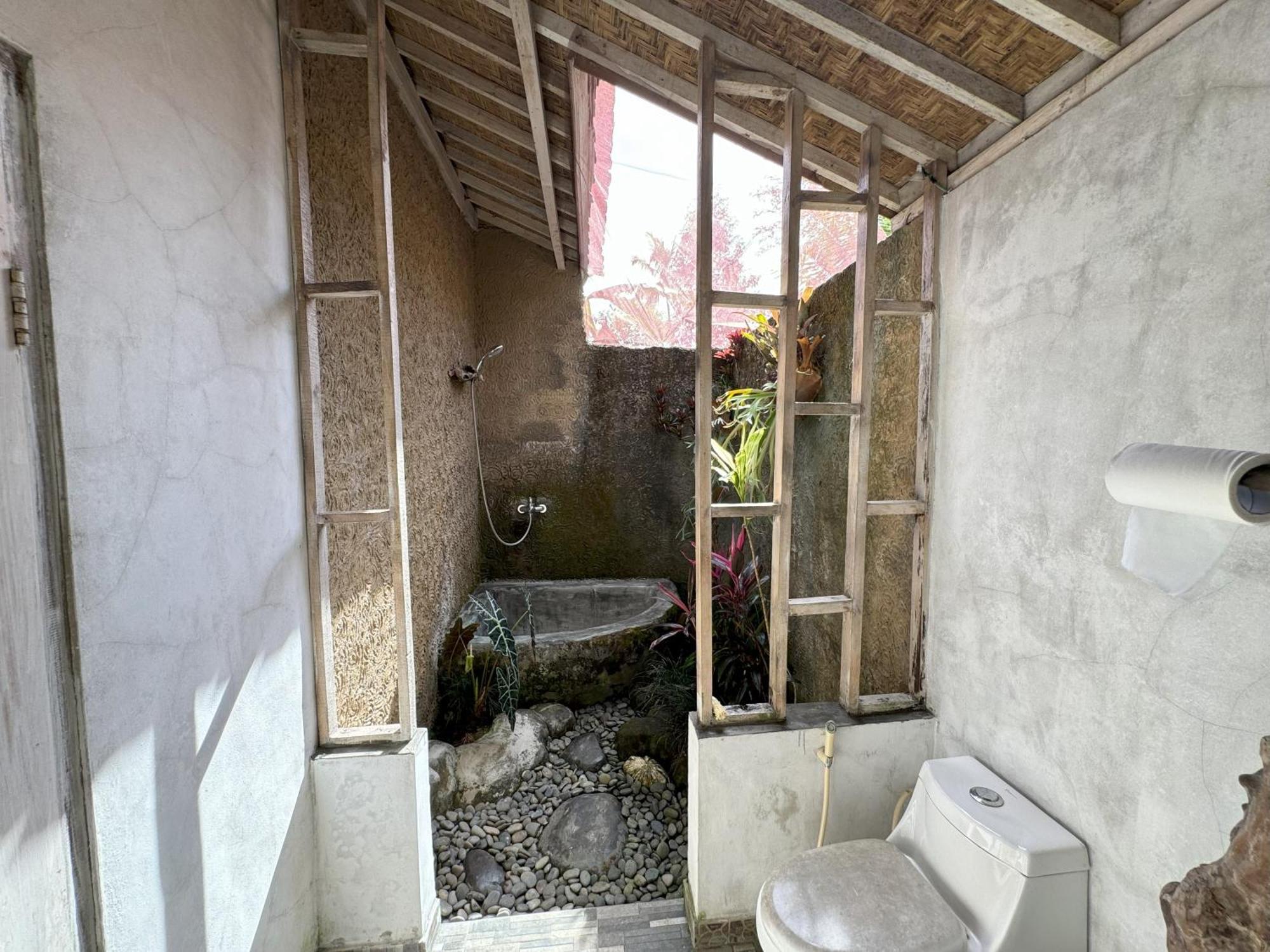 Dewa Jati Cottages Payangan Екстериор снимка